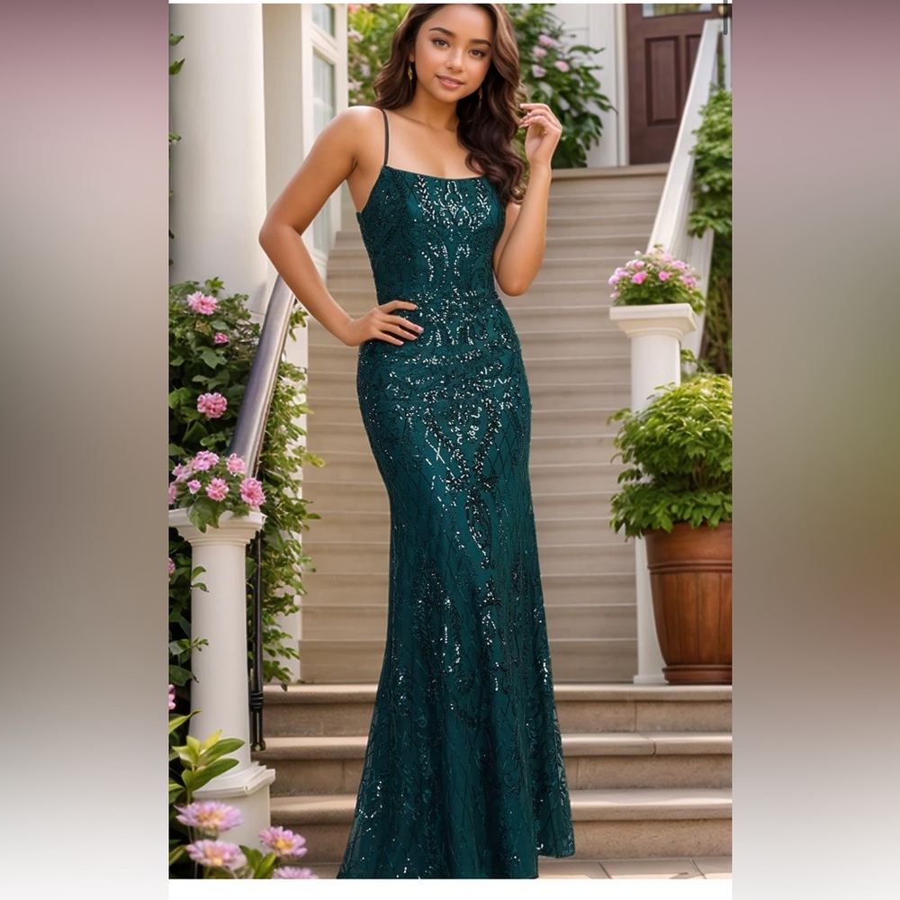 Promgirl Stunning green Elegant Sequin Maxi Dress nwt size 2